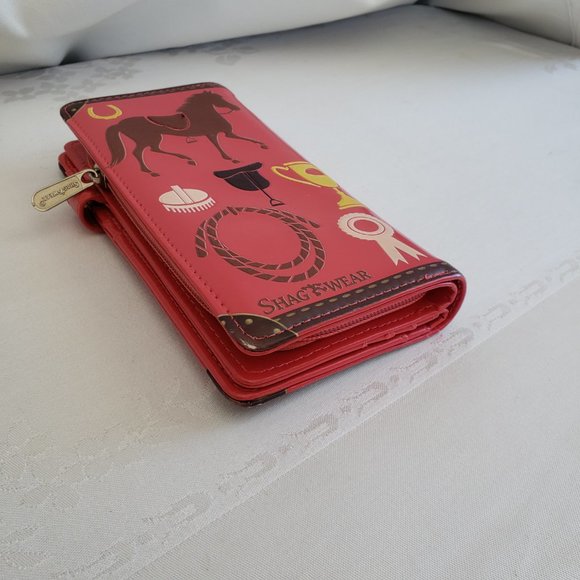 Like new condition SHAGWEAR Coral Western theme wallet. Made for the horse lover - Picture 3 of 11